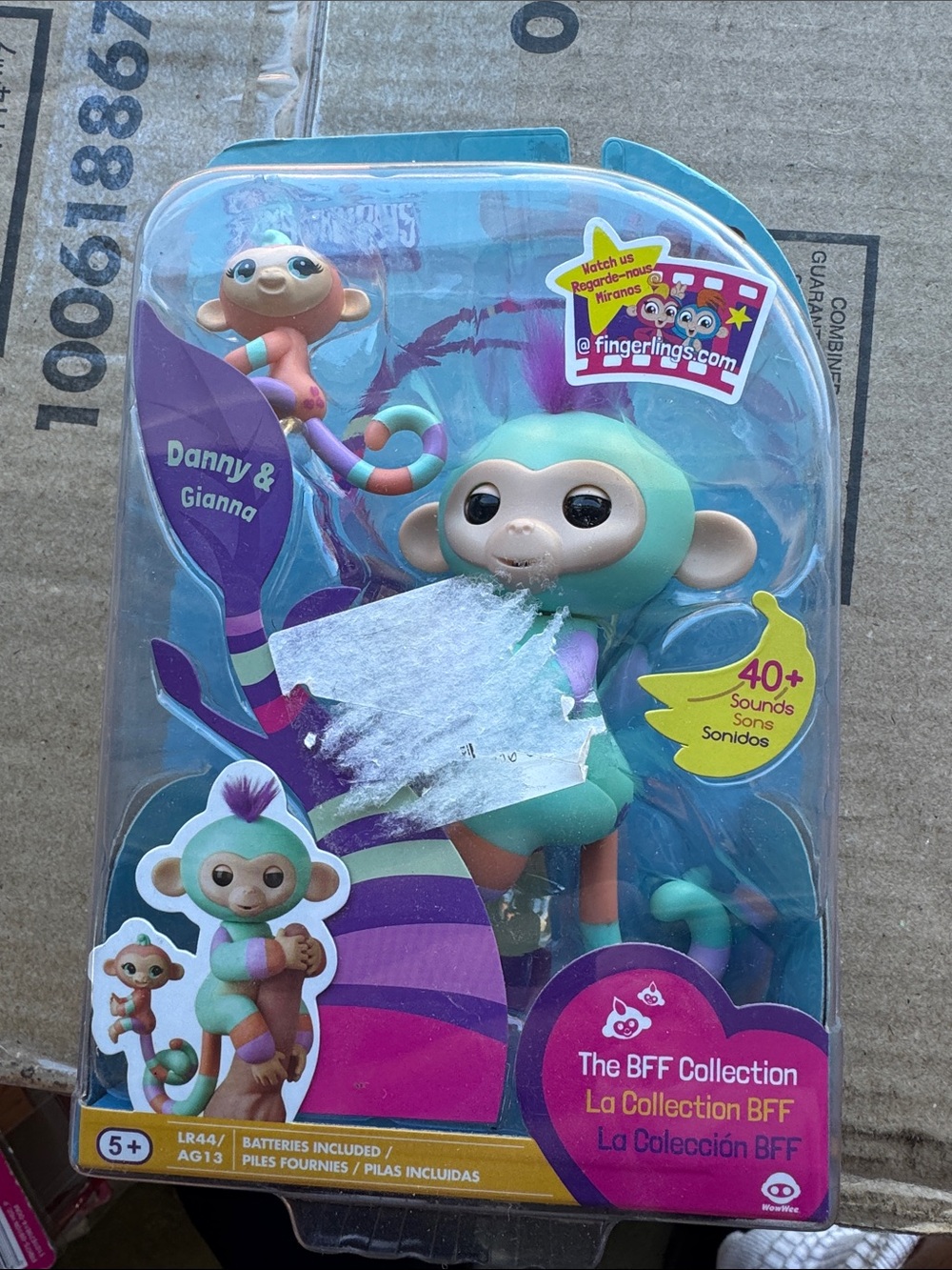 Fingerlings Danny & Gianna Teal Interactive Monkey Toy - The BFF Collection